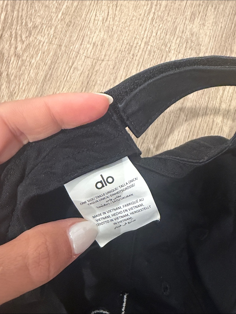 ALO Yoga Black Logo Cap - Picture 2 of 4